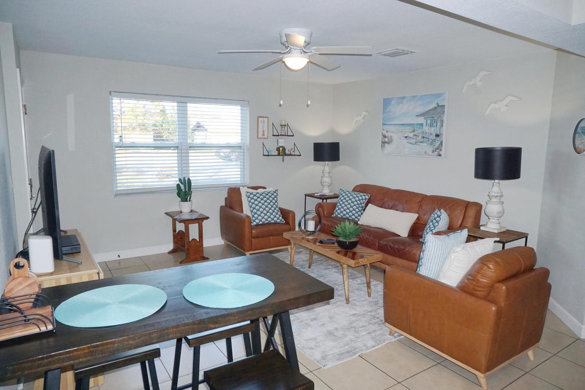 Naples Park Oasis - Cozy Two Bedroom Apartment Exterior foto